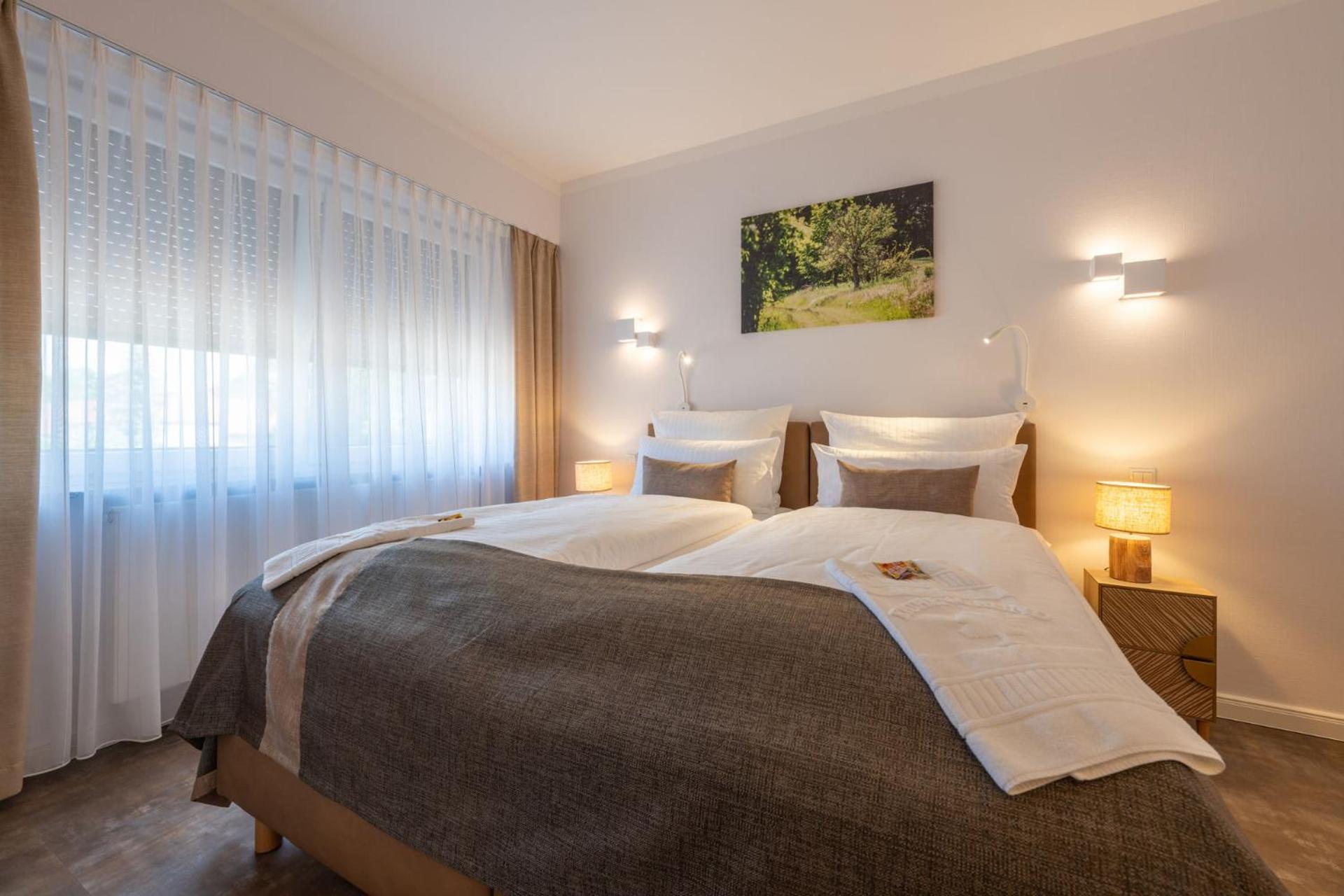 Hotel Eichengrund Cochstedt à Hecklingen  Extérieur photo