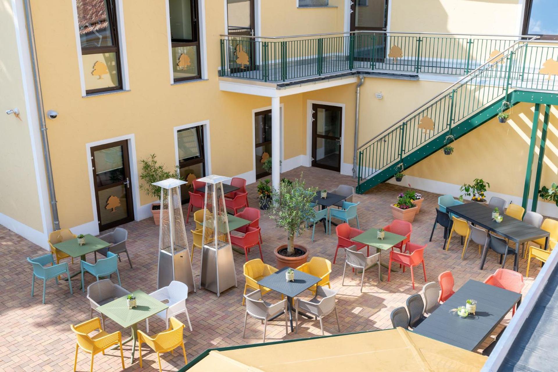 Hotel Eichengrund Cochstedt à Hecklingen  Extérieur photo