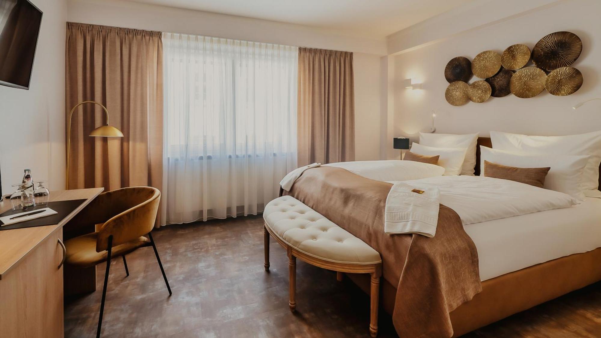 Hotel Eichengrund Cochstedt à Hecklingen  Extérieur photo